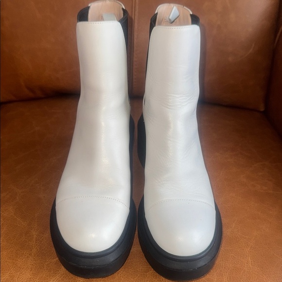Stuart Weitzman Norah Platform White Leather Chelsea Ankle Boots EU 37.5 / US 7 - Picture 3 of 10